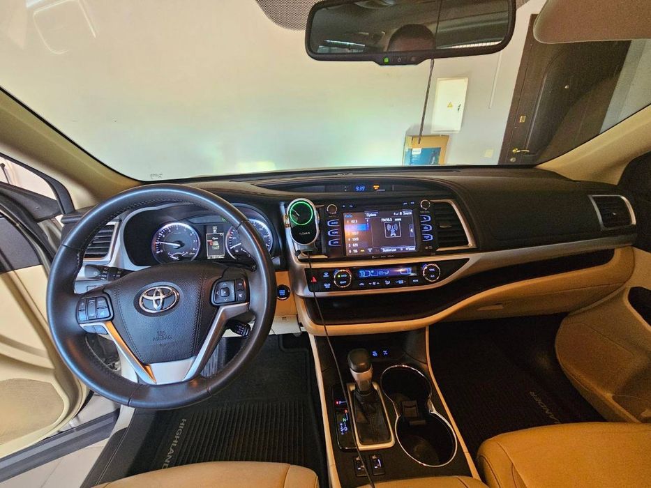 Toyota Highlander 2016
