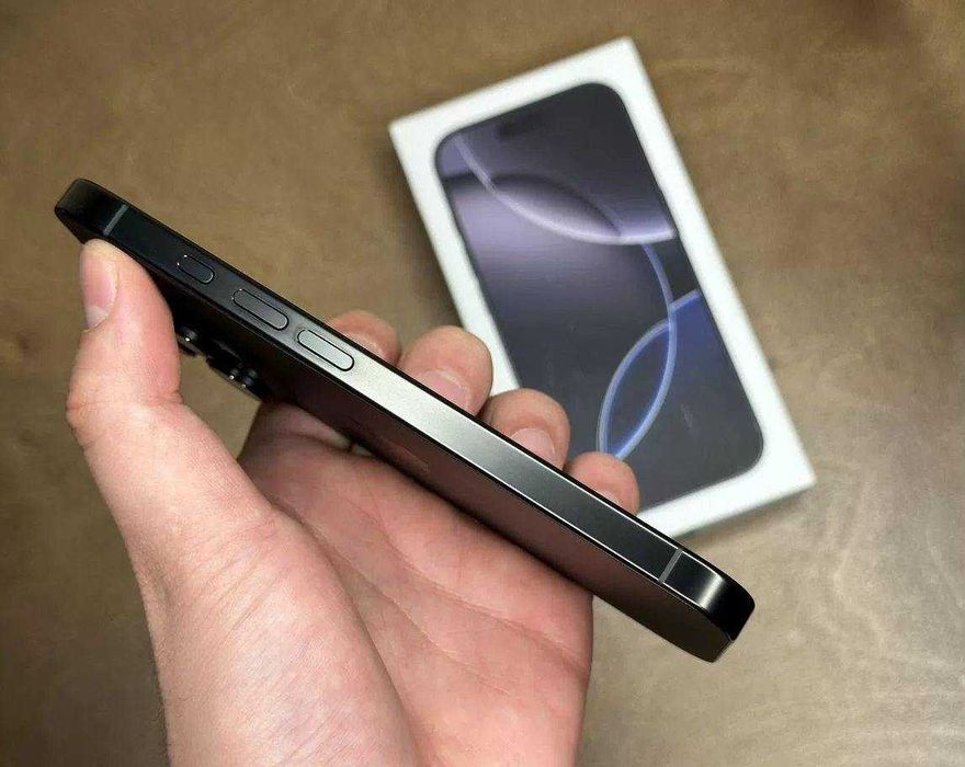 iPhone 16 Pro, 256 ГБ
