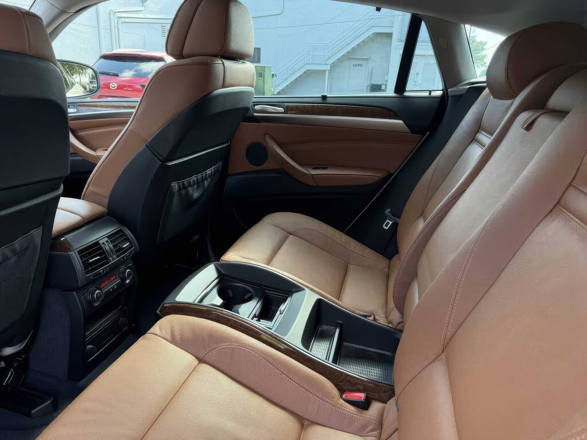 2013 BMW X6 xDrive35i