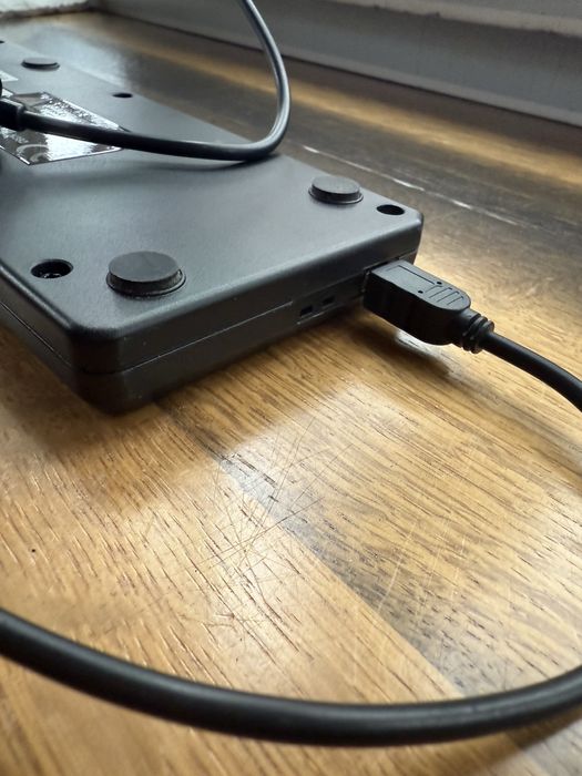 MIDI контроллер Akai LPD8. Контроллер Akai. Akai lpd8. Клавиатура