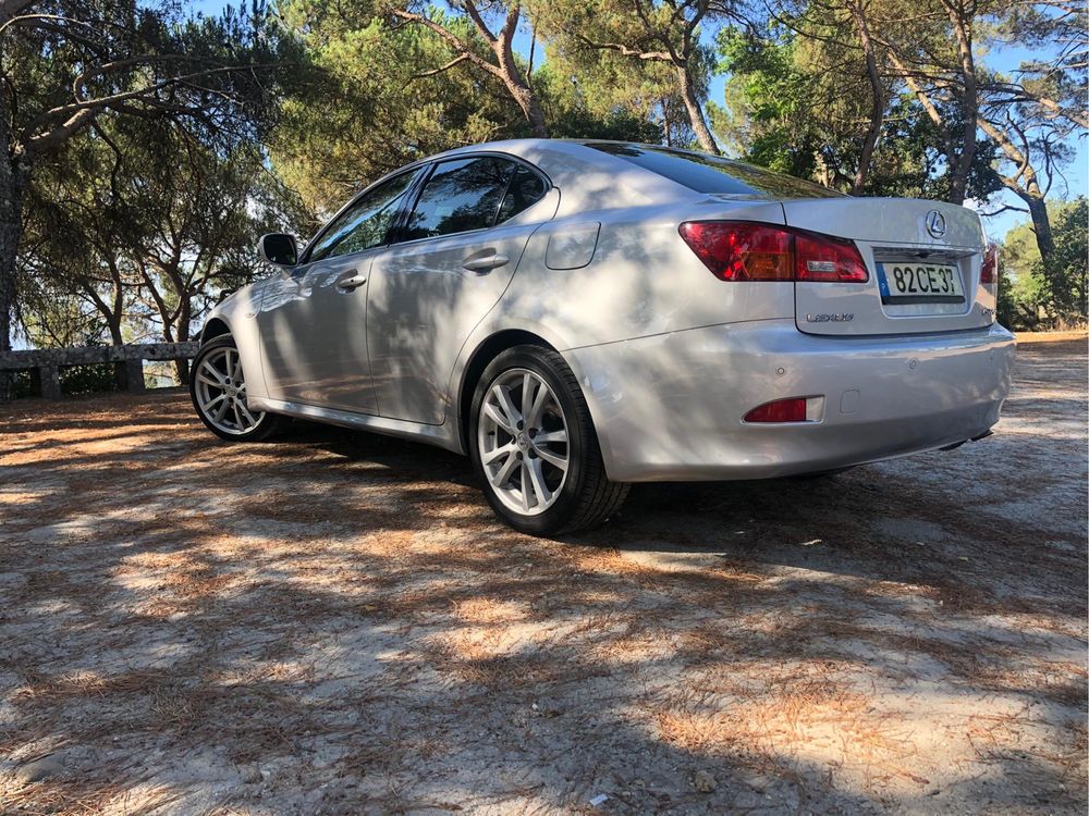 Lexus IS 220d SPORT | Topo de Gama | Nacional | IUC Antigo