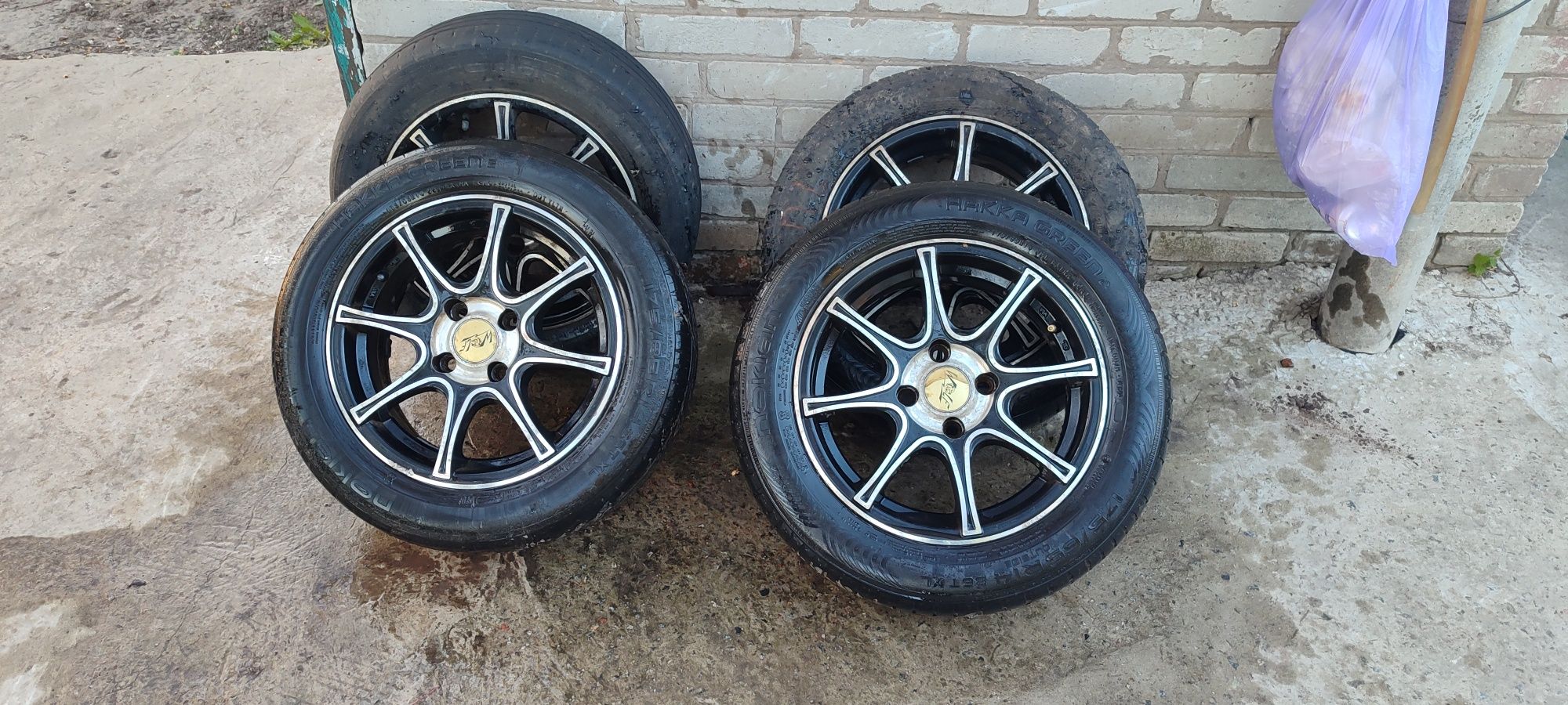 Диски Renault  в сборе с резиной