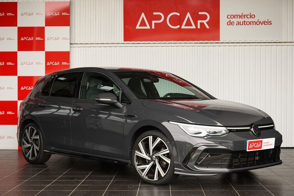 VW Golf 1.5 eTSI R-Line DSG