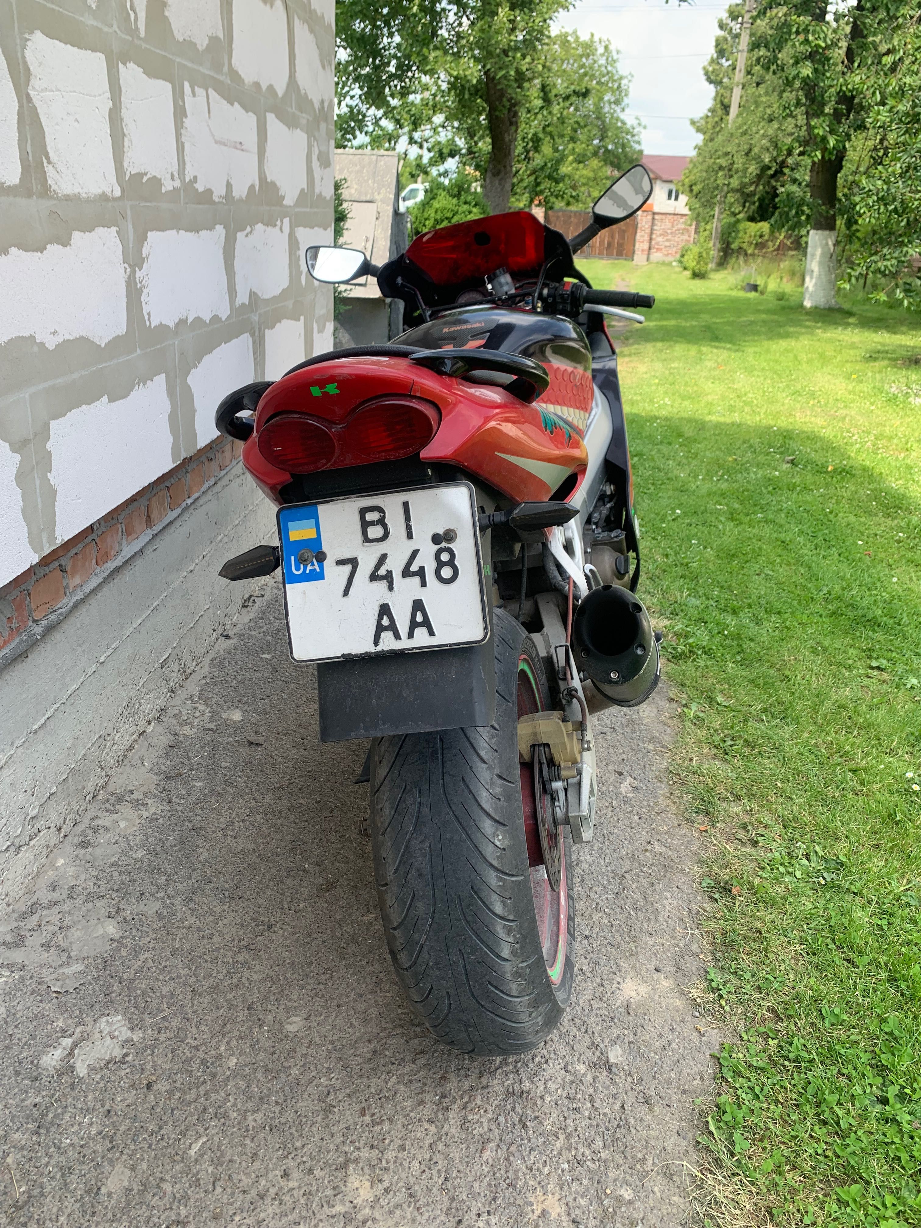 Kawasaki zx9r 2000