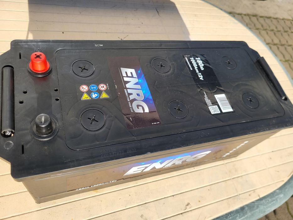 Akumulator 180 ah 1000A