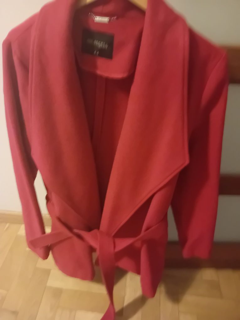 Czerwony płaszczyk Top Secret 44