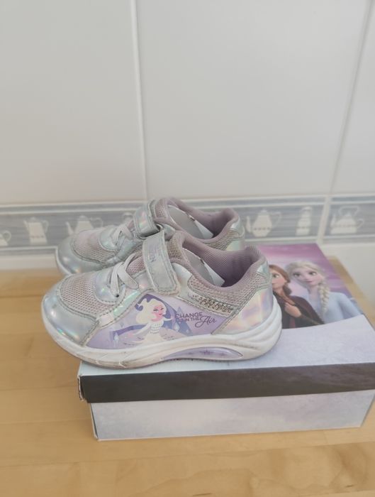 Ténis frozen menina