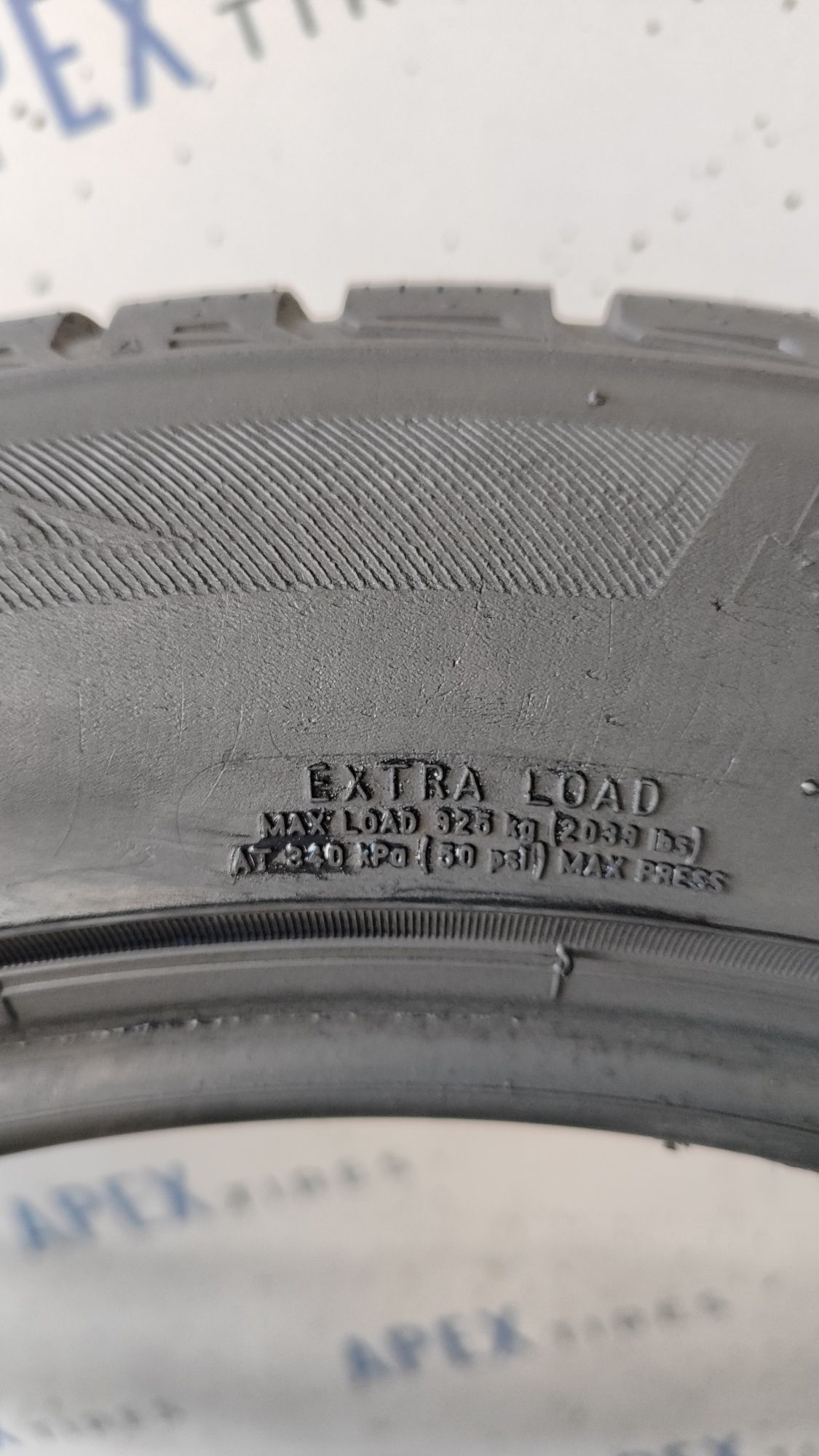 Зимові шини Bridgestone 235/55 R19 235*55 19 Blizzak Lm - 80 evo