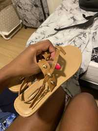 Sandalias castanhas primark