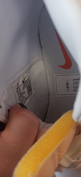 Нові круті кеди  NIKE