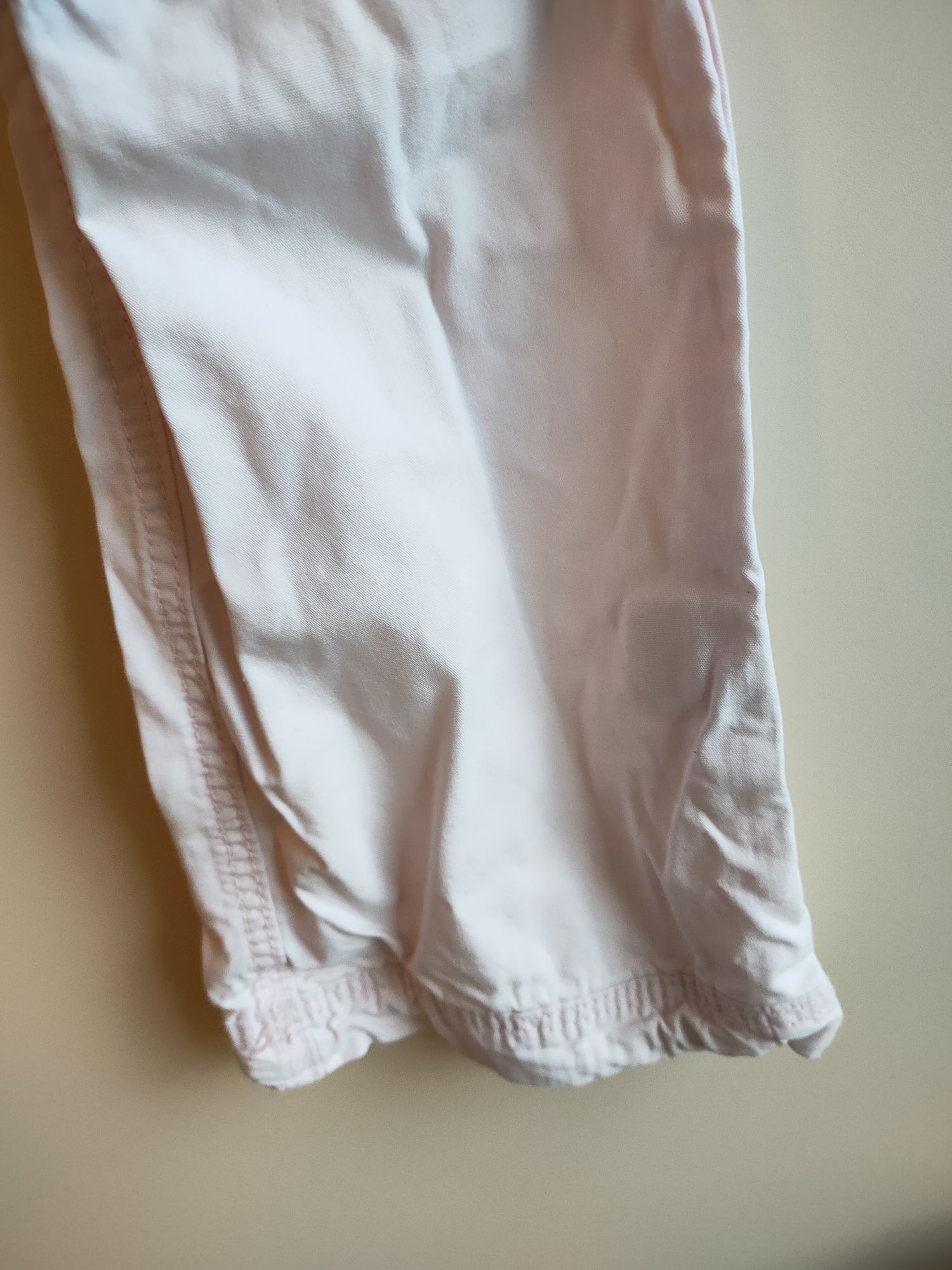 Różowe spodnie H&M rozmiar 122 cm
