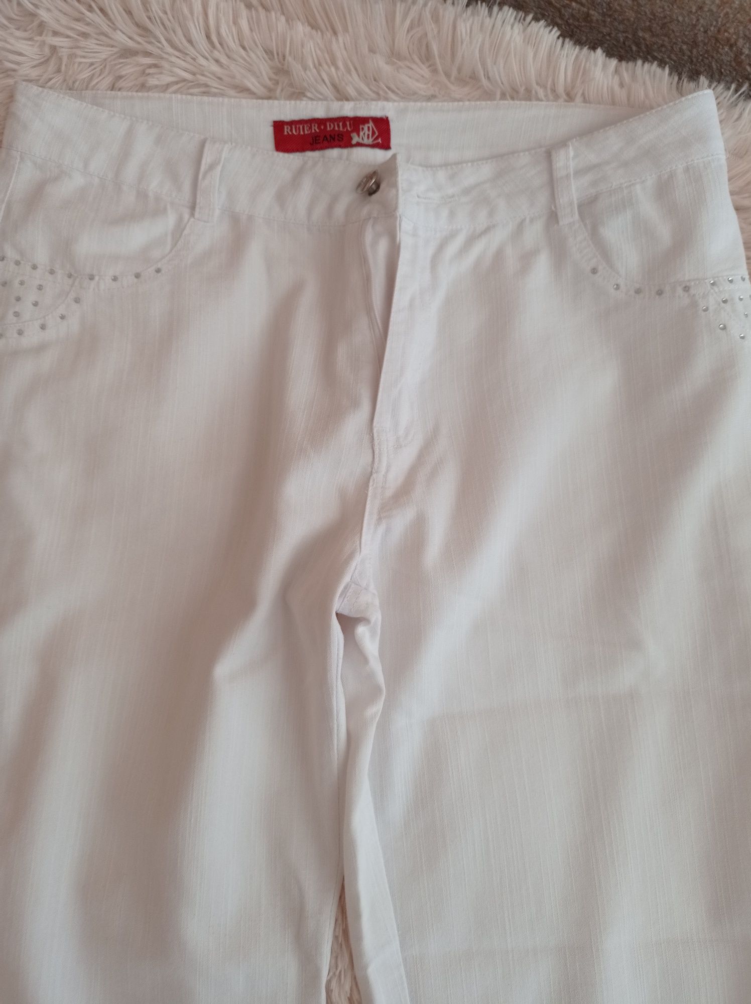 Жіночі штани /білі