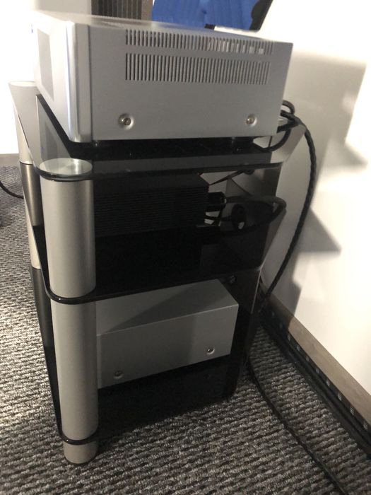 Stolik audio Sonorus