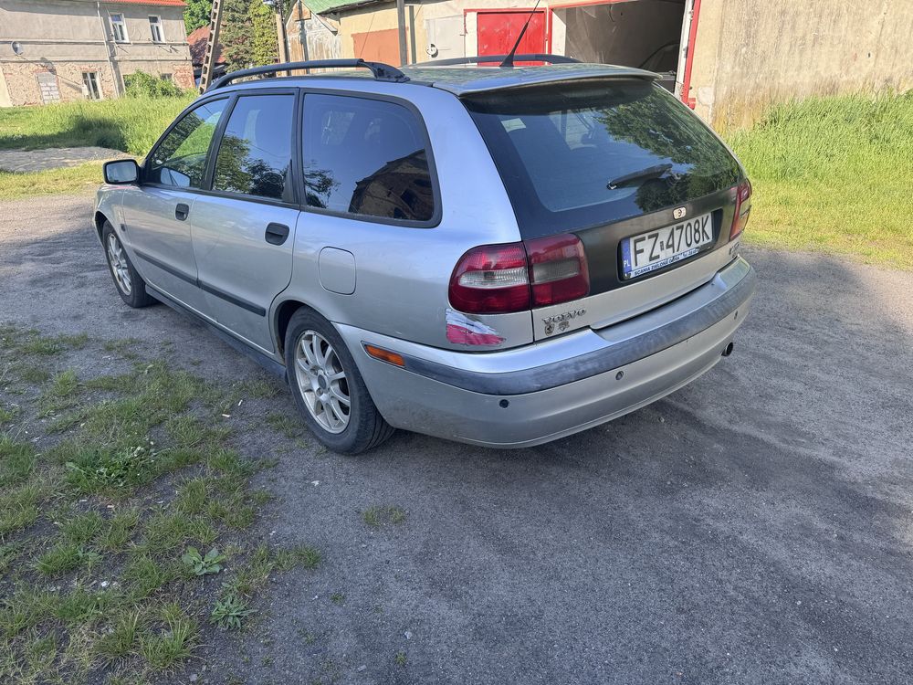 Lpg 2002r volvo v40