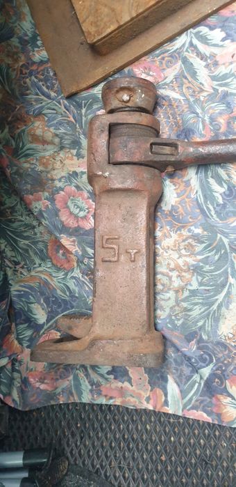 Домкрат 5 тонн пресс