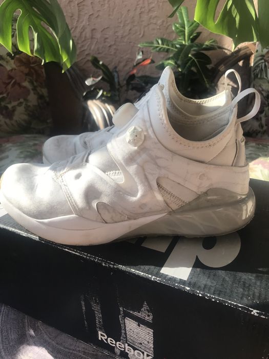 Кроссовки женские REEBOK