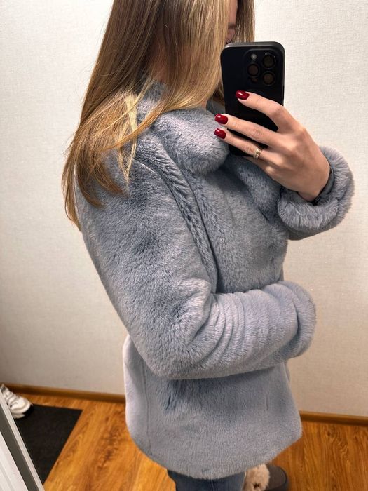 Шубка блакитна штучне хутро