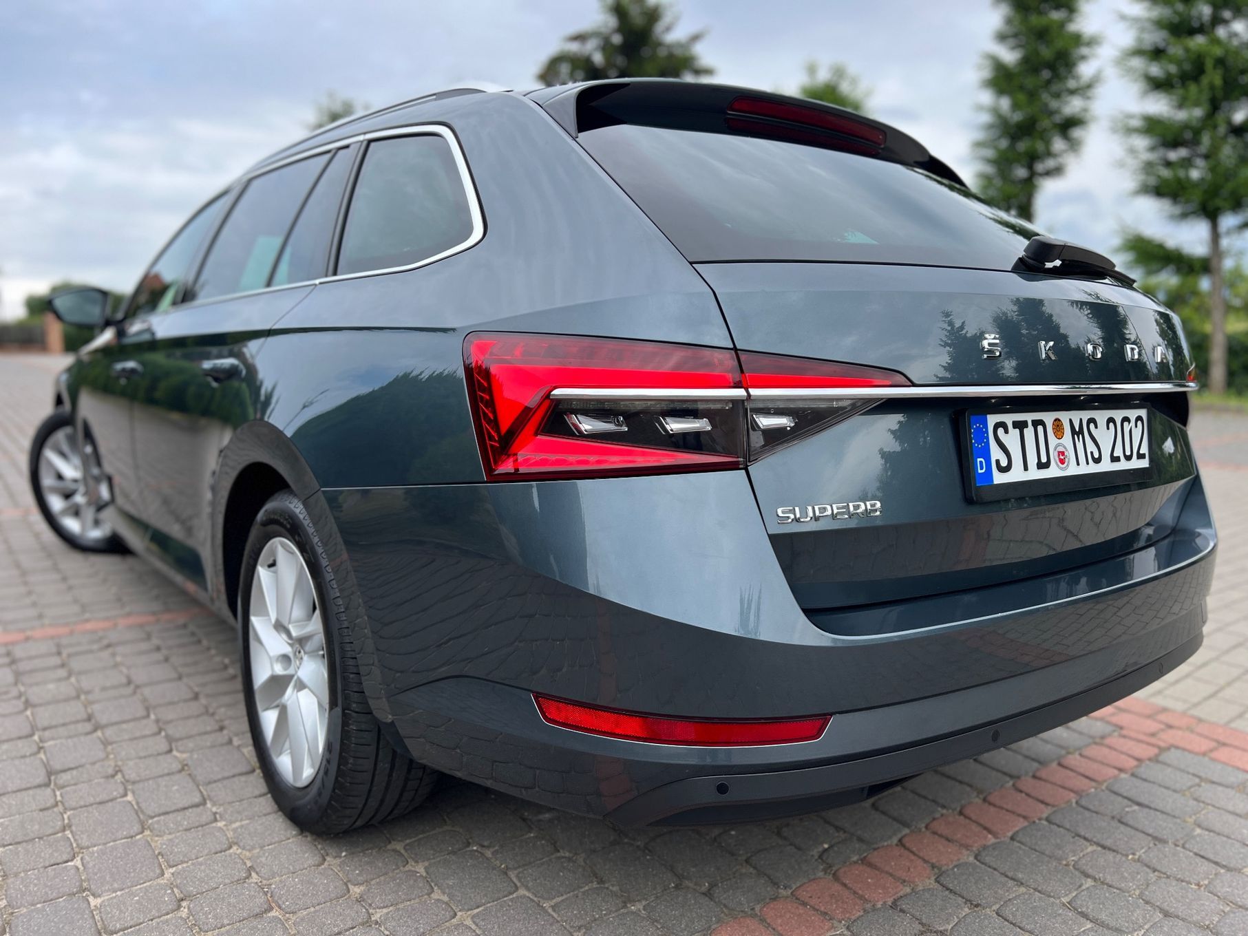 Skoda Superb Virtual kokpit matrix piękna POLECAM