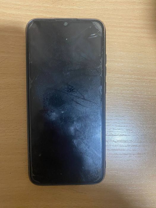 Телефон Самсунг А04е