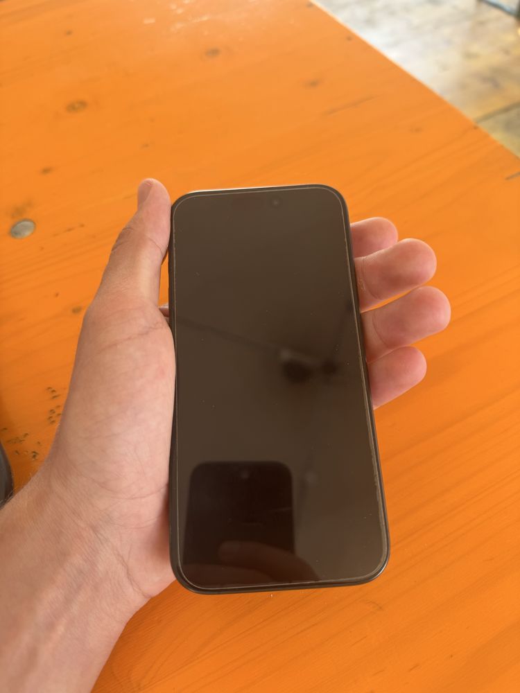 Iphone 15 PRO como novo