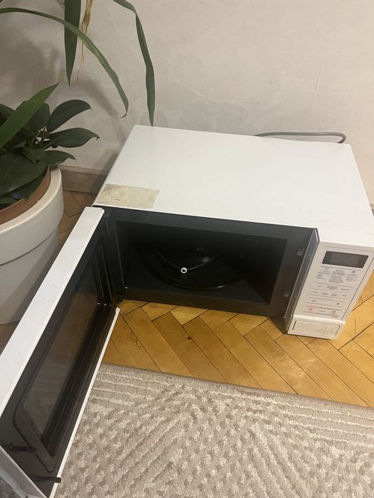 Продам микроволновку