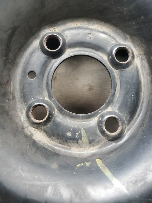 Шини зимові з дисками на Renault 4шт.