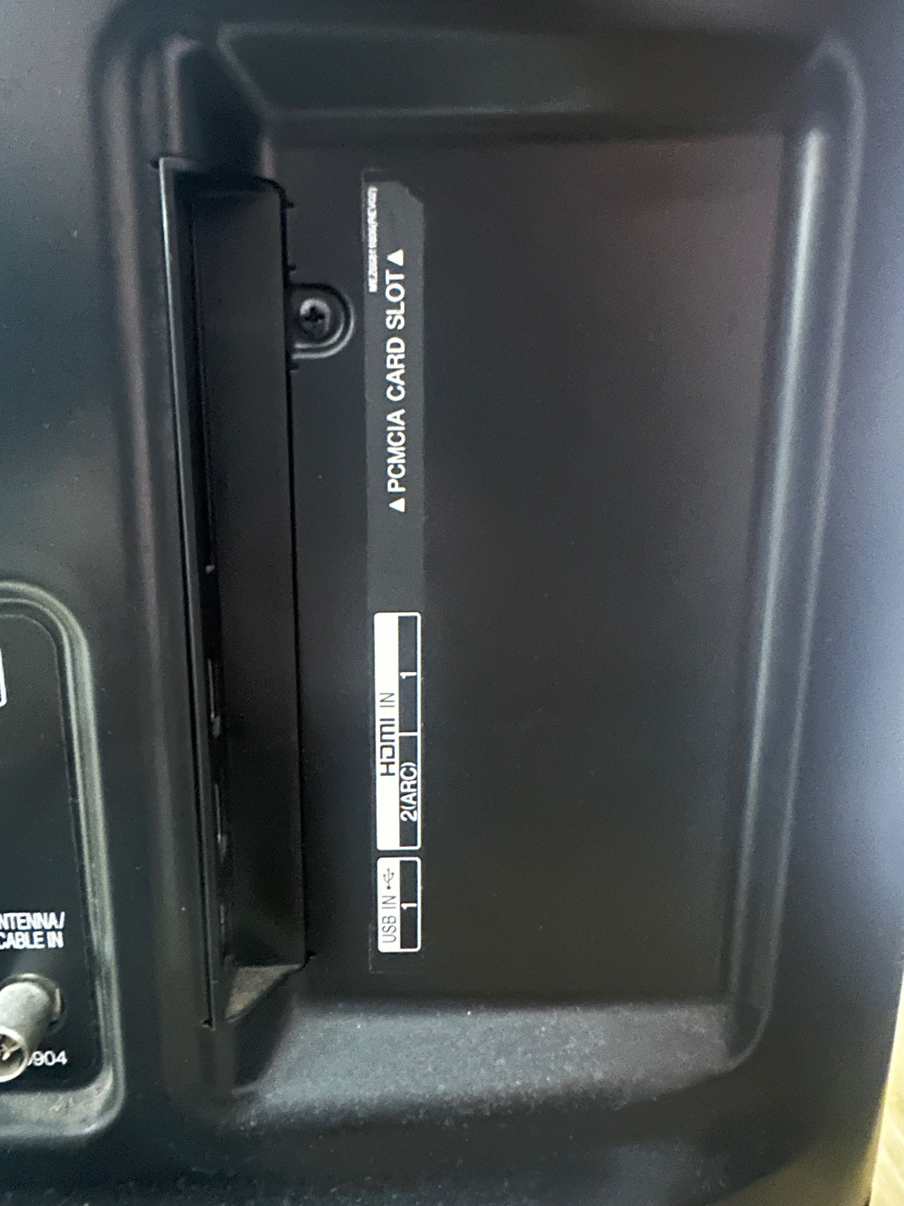 Televisão LG 43UJ701V
