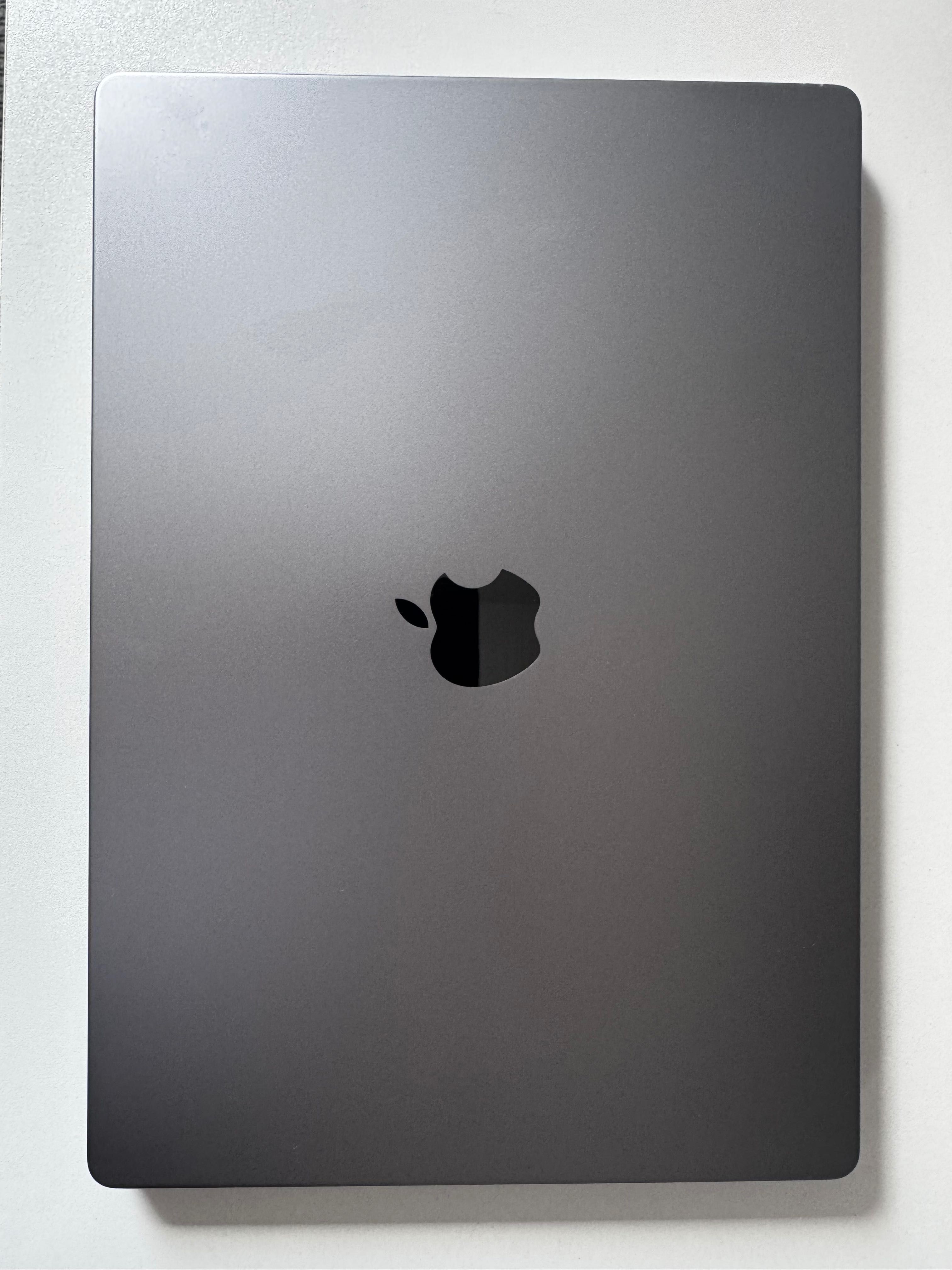 MacBook Pro 16” M1 | 32GB RAM | 512GB SSD | Stan idealny!