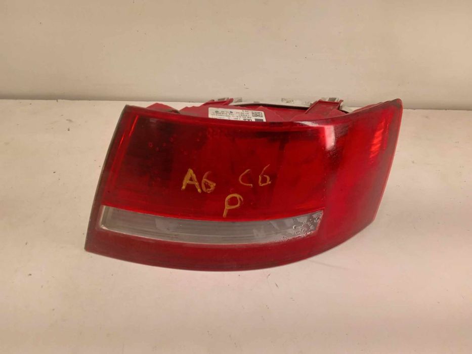 LAMPA PRAWA TYLNA AUDI A6 C6 04-08 SEDAN