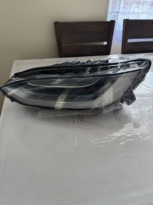 Tesla X   Reflektor Lewy, Tesla Y Reflektor lewy i prawy