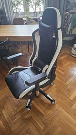 Fotel gamingowy PRO-GAMER Falcon Czarno-biały