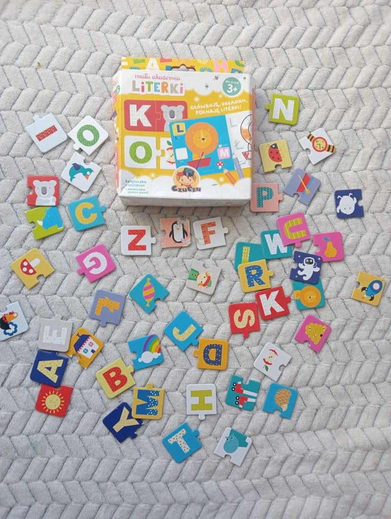 Puzzle układanka literki mała akademia CzuCzu 3+