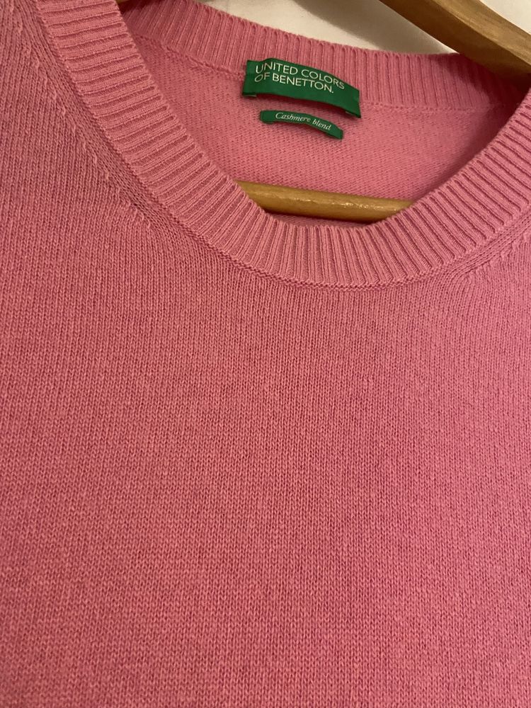 Camisola rosa em lã e caxemira - Unites Colors of Benetton