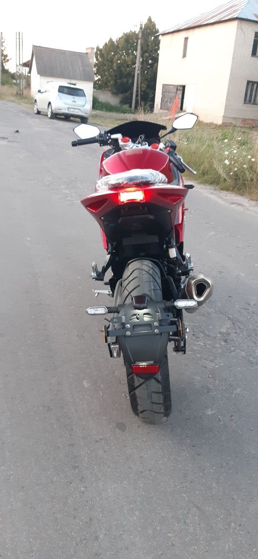Мотоцикл Spark SP 300RS-2