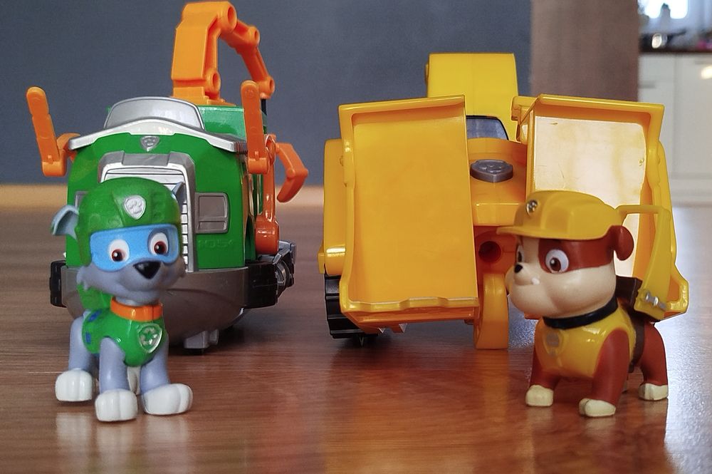 Psi Patrol autka figurki