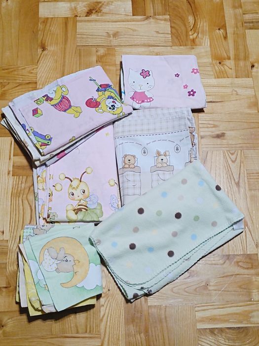 Zestaw używane pościeli dziecięcej
- kompl