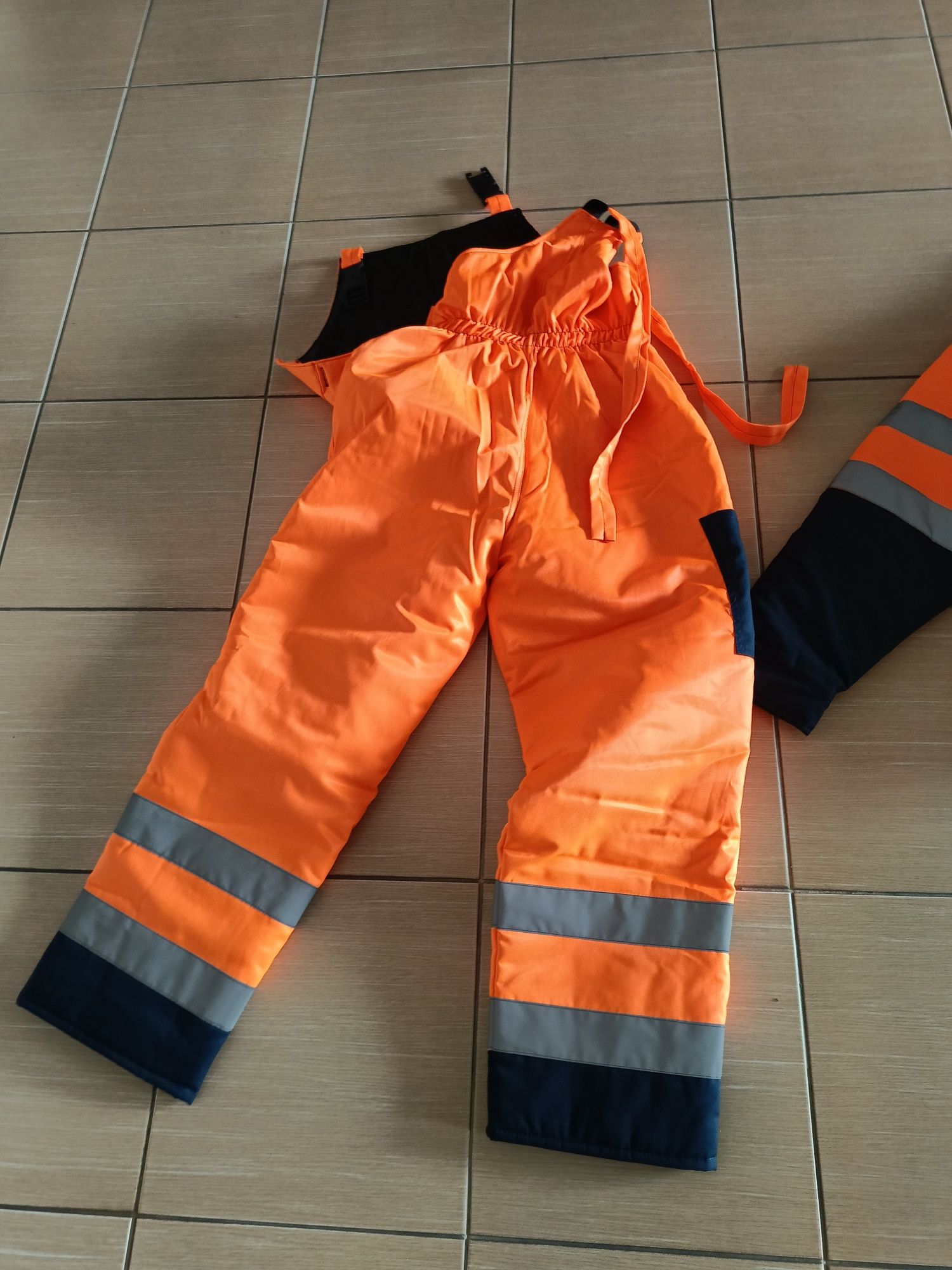 Strój roboczy kombinezon zimowy nowy  r XL