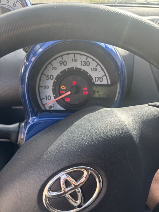 Sprzedam toyote Aygo1,0