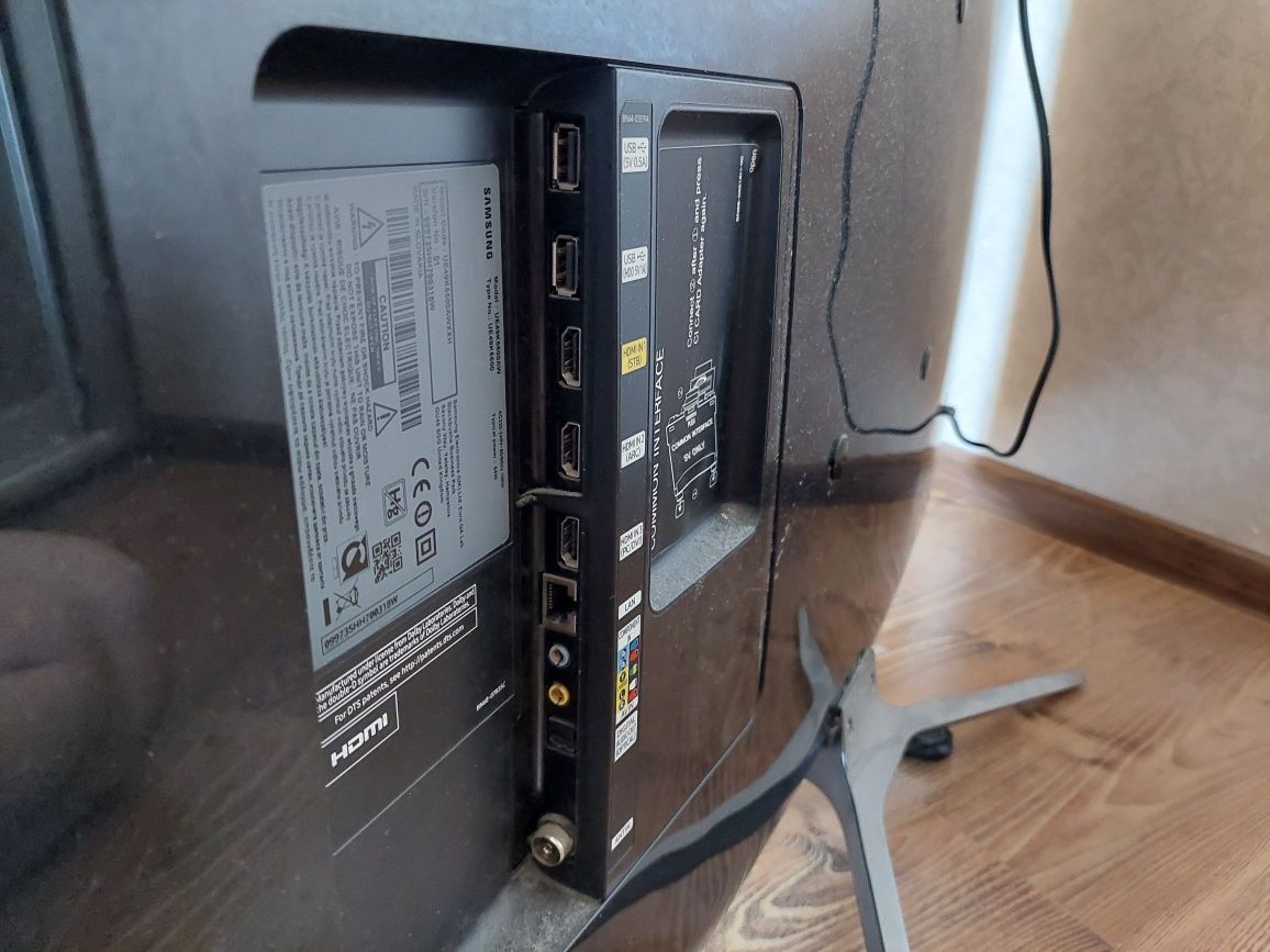 Телевізор Samsung UE49K550AW