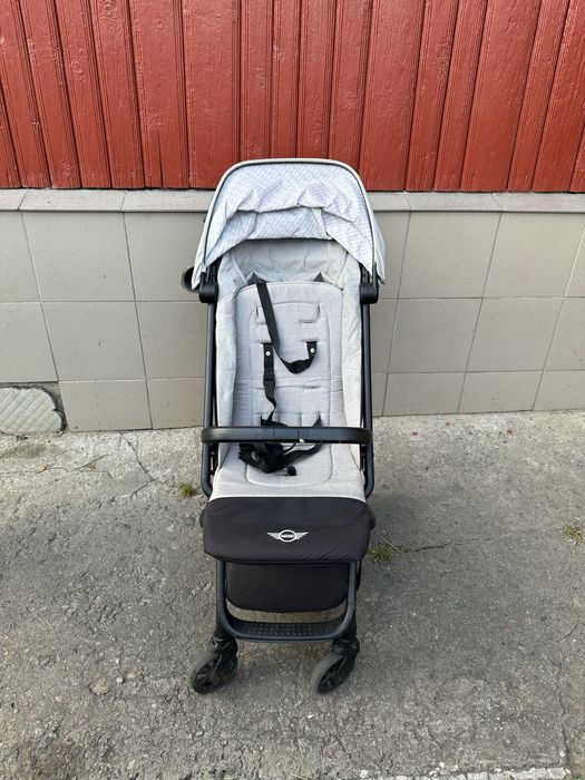 Коляска прогулуа Mini Easy Walker