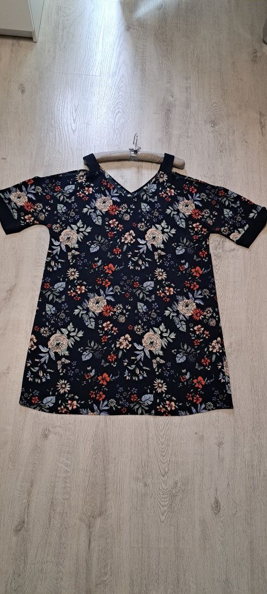 Letnia sukienka C&A rozm 48