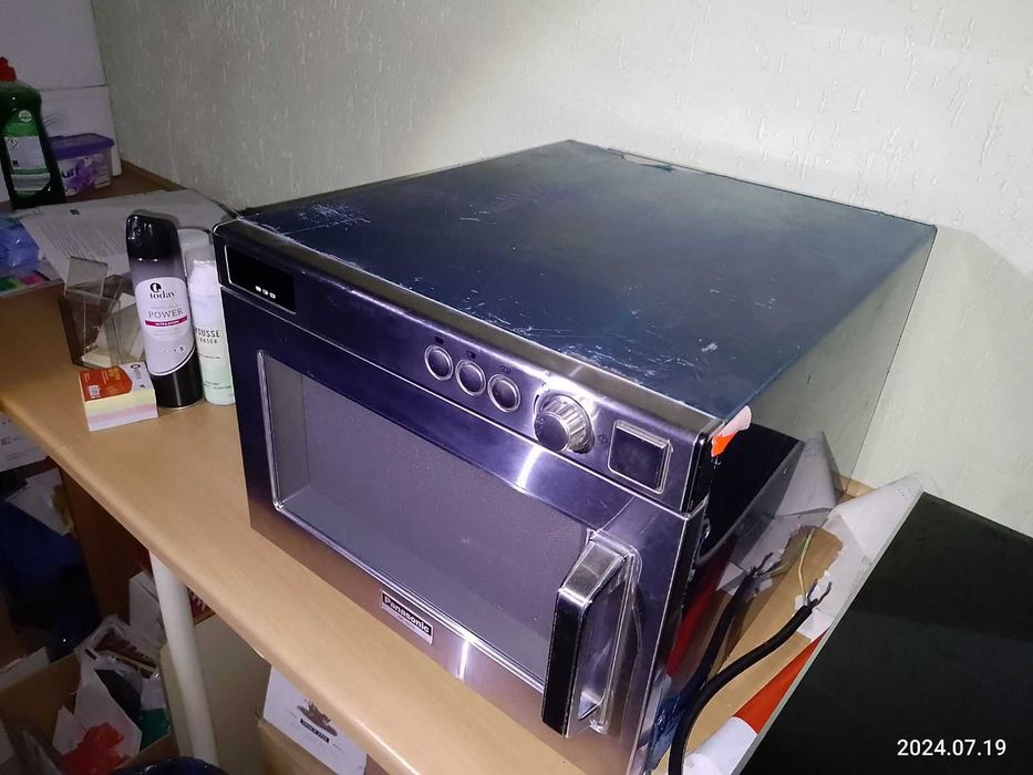 Микроволновая печь Panasonic NE-1646 Профессиональная 18л разогрев 60с