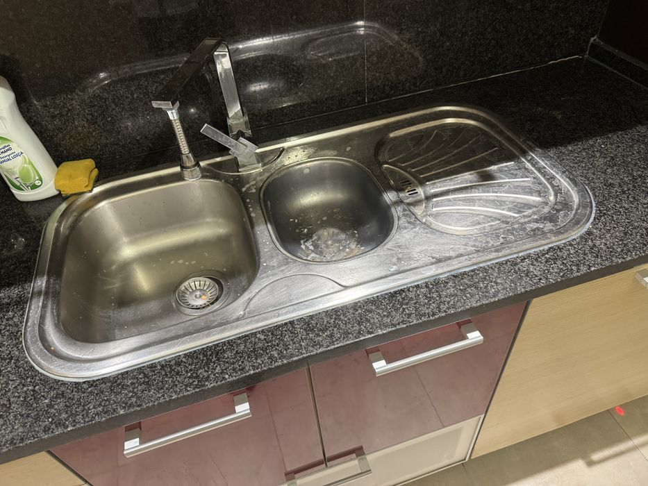 Cuba dupla cozinha com torneira