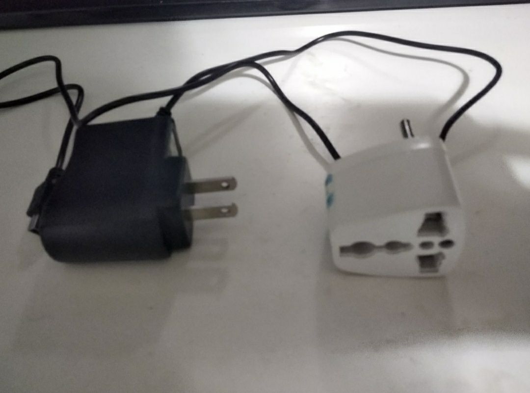 Mini consola com 500 jogos nova com 2 comandos