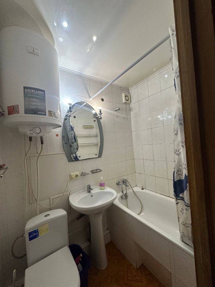 Продам 2к квартиру Кирова , А . Поля , центр