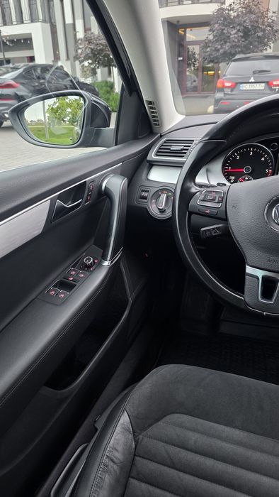 Volkswagen Passat B7 2.0TDI DSG Highline 2011
