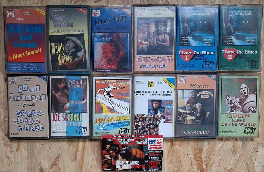 13 kaset magnetofonowych BLUES