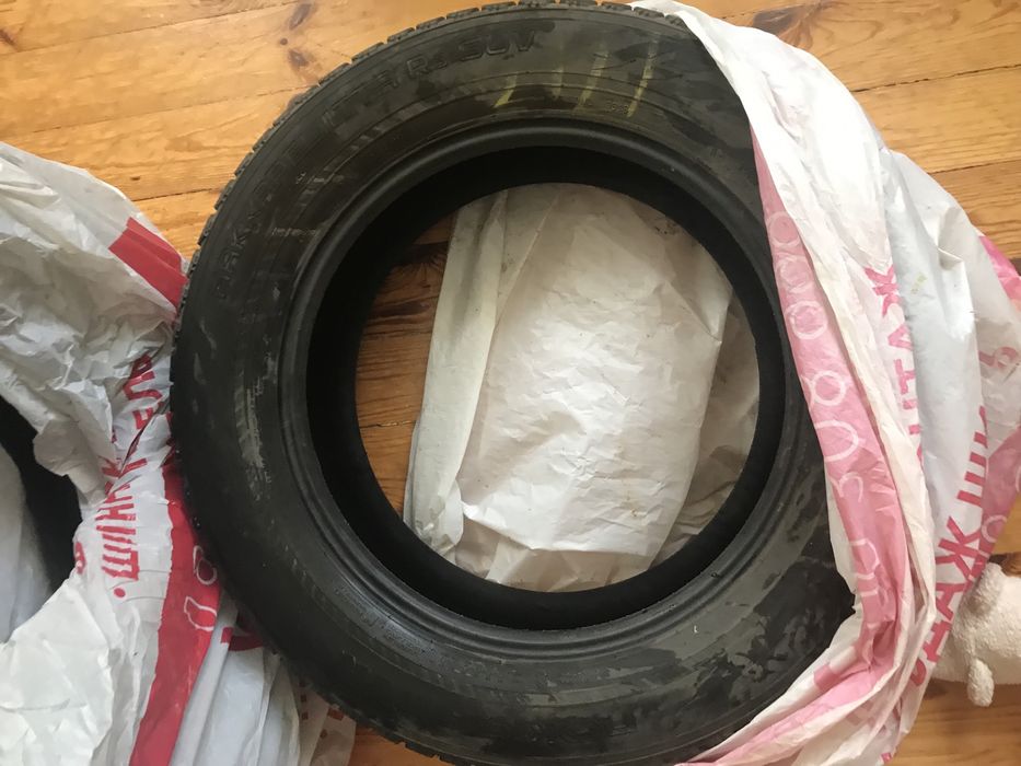 Зимові шини Nokian Tyres 235/60 R18