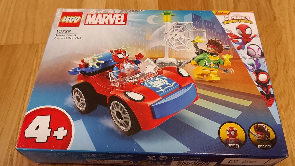LEGO Marvel Autko+ 2 figurki