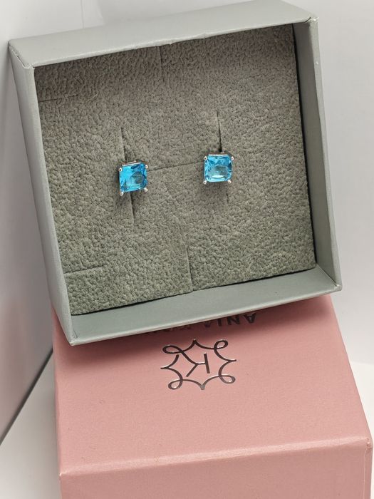 Kolczyki srebrne 925 z niebieską cyrkonią